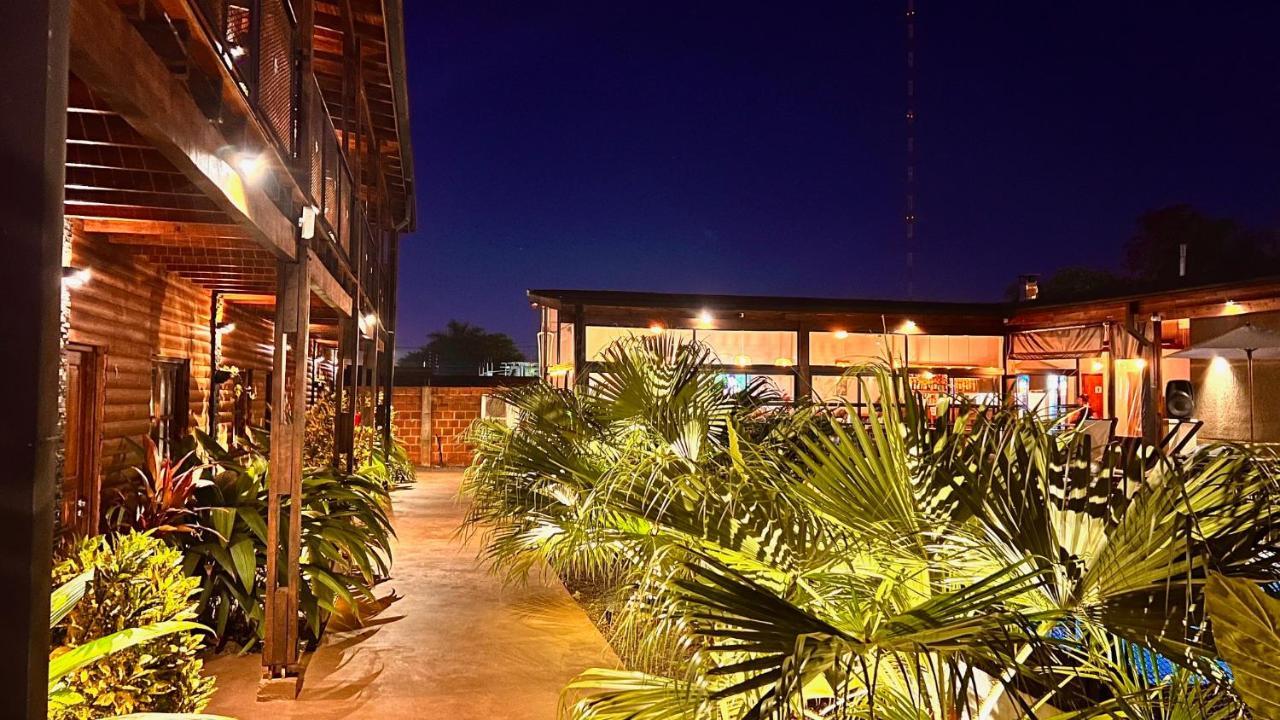 Alma Pura Hotel Puerto Iguazú Eksteriør bilde
