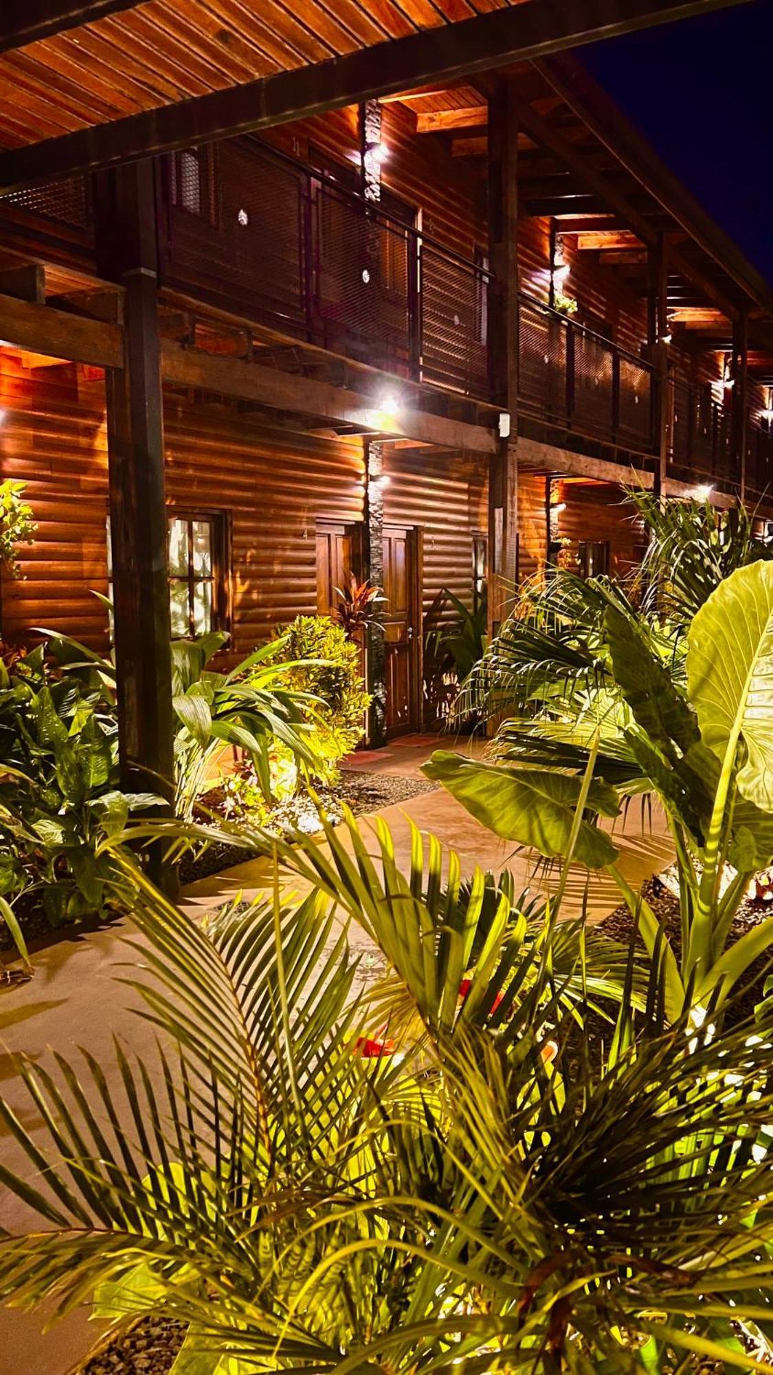 Alma Pura Hotel Puerto Iguazú Eksteriør bilde